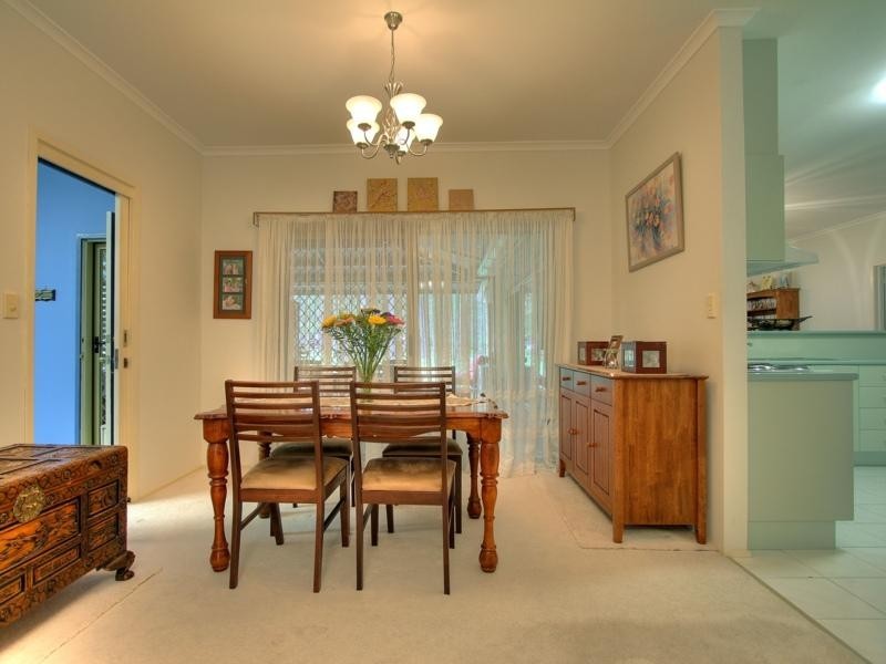 32 Madison Court, Munruben QLD 4125