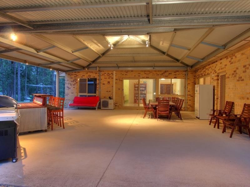 32 Madison Court, Munruben QLD 4125