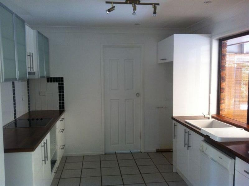 7 Antlia Street, Regents Park QLD 4118