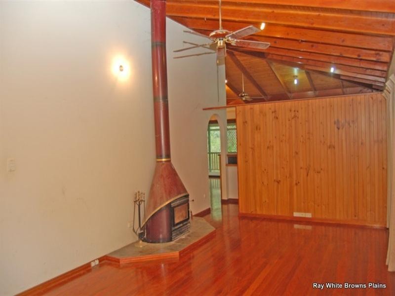 2 Lance Road, Greenbank QLD 4124