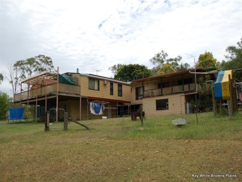 2 Lance Road, Greenbank QLD 4124