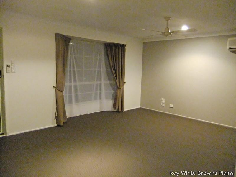 12 Ixora Court, Regents Park QLD 4118