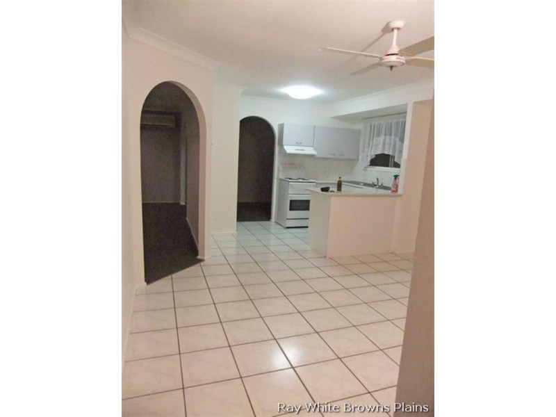 12 Ixora Court, Regents Park QLD 4118
