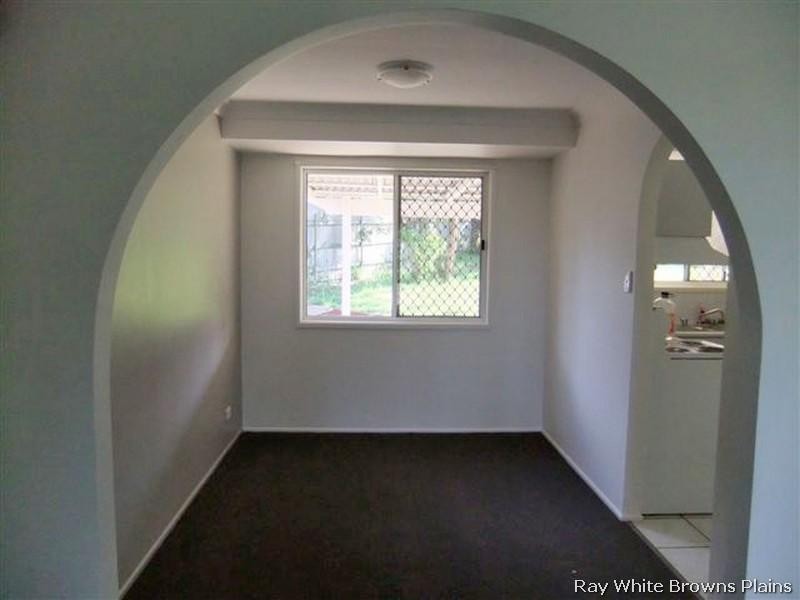 12 Ixora Court, Regents Park QLD 4118