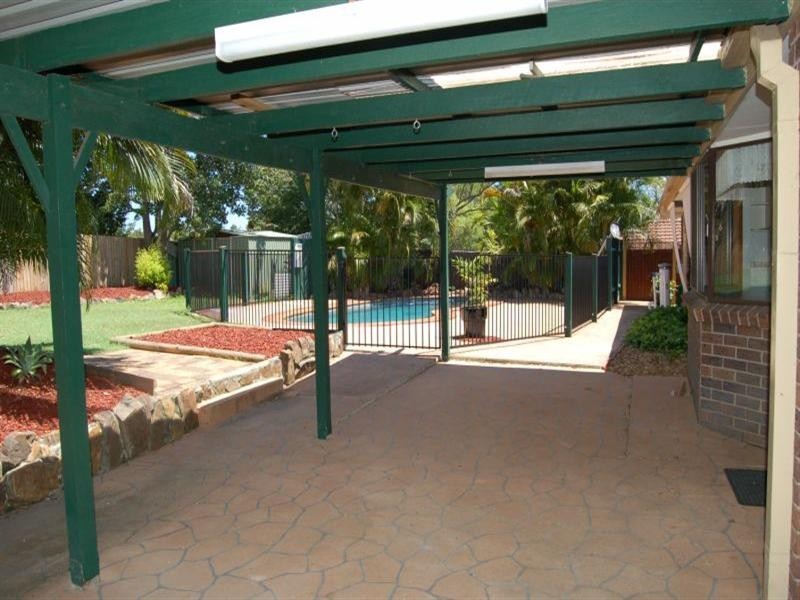 Regents Park QLD 4118