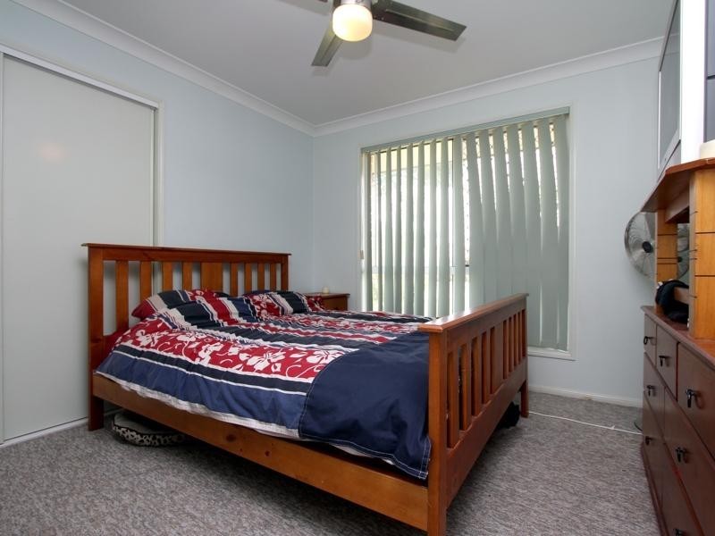 7 Gleditsia Close, Regents Park QLD 4118