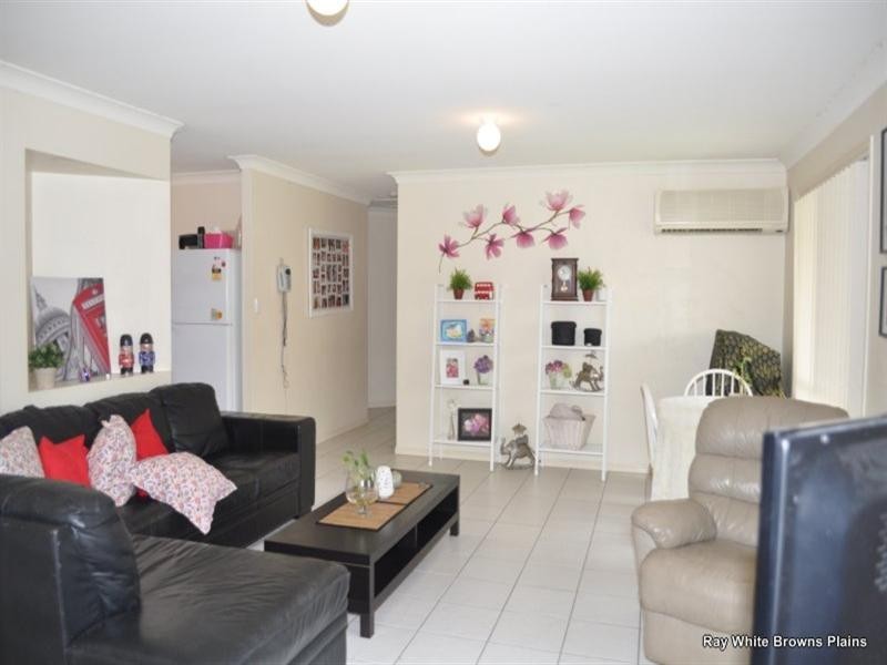 52 Rachel Drive, Crestmead QLD 4132