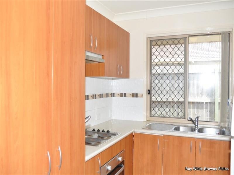 52 Rachel Drive, Crestmead QLD 4132