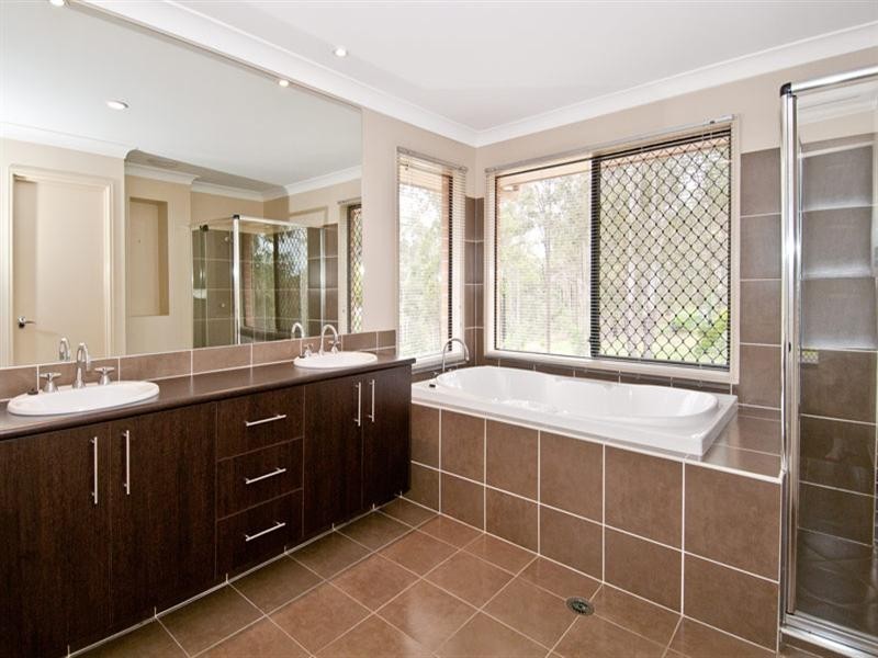 164-170 Huntingdale Drive, Greenbank QLD 4124