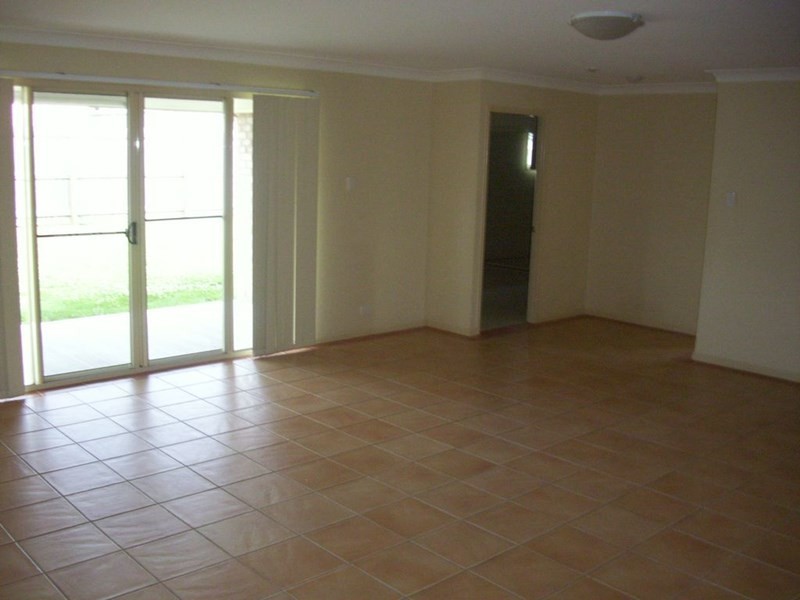 16 Felix Court, Crestmead QLD 4132