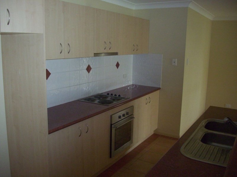 16 Felix Court, Crestmead QLD 4132