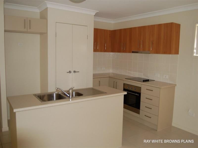 14 Tenielle Street, Boronia Heights QLD 4124