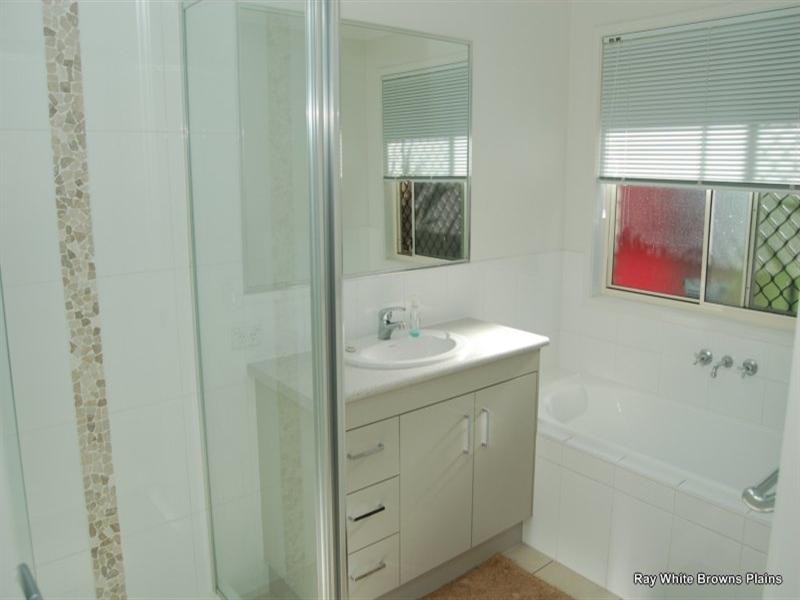 20 Blessing Place, Boronia Heights QLD 4124