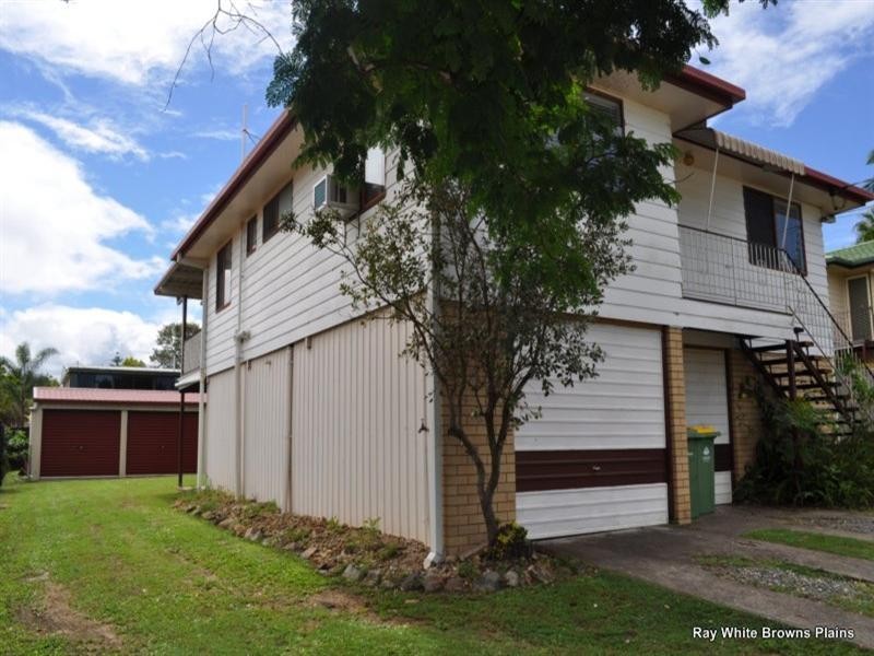 4 Pinewood Street, Crestmead QLD 4132