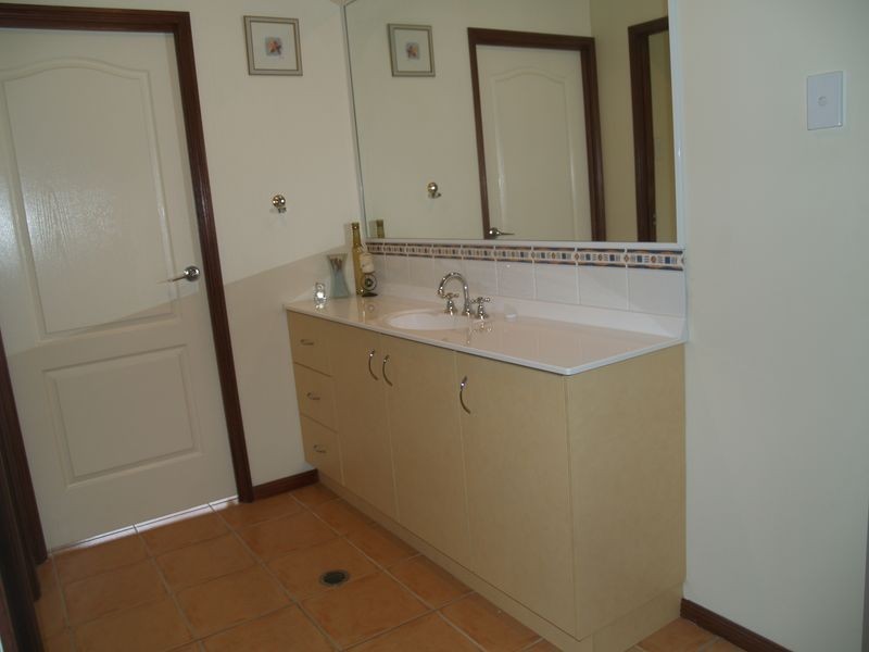 121-129 Grampian Road, South Maclean QLD 4280