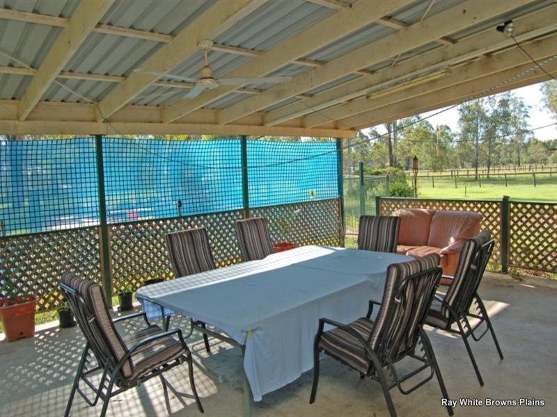 33 Warner Road, Chambers Flat QLD 4133