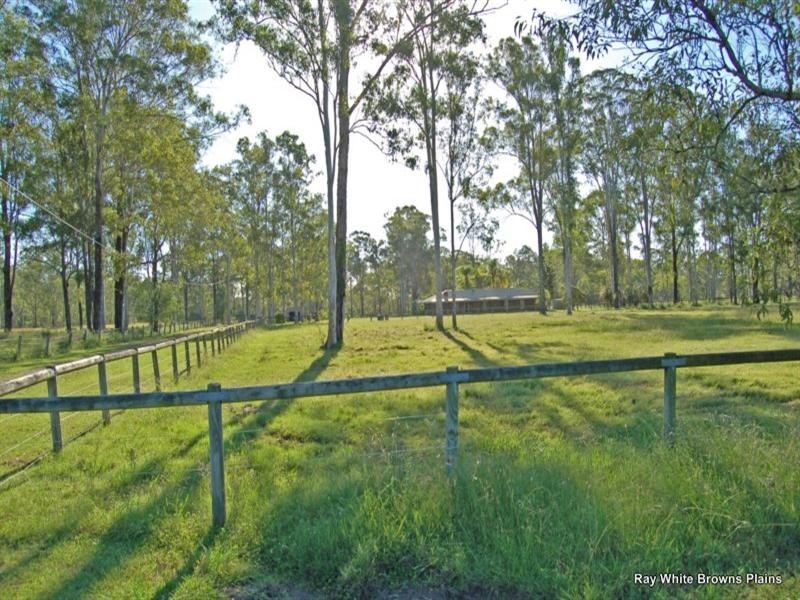 33 Warner Road, Chambers Flat QLD 4133