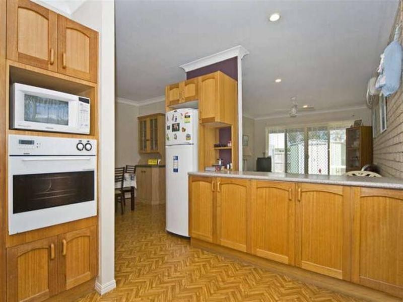 4 Petrel Place, Jacobs Well QLD 4208