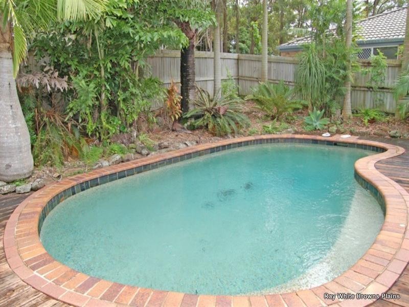 25 Redgum Drive, Regents Park QLD 4118
