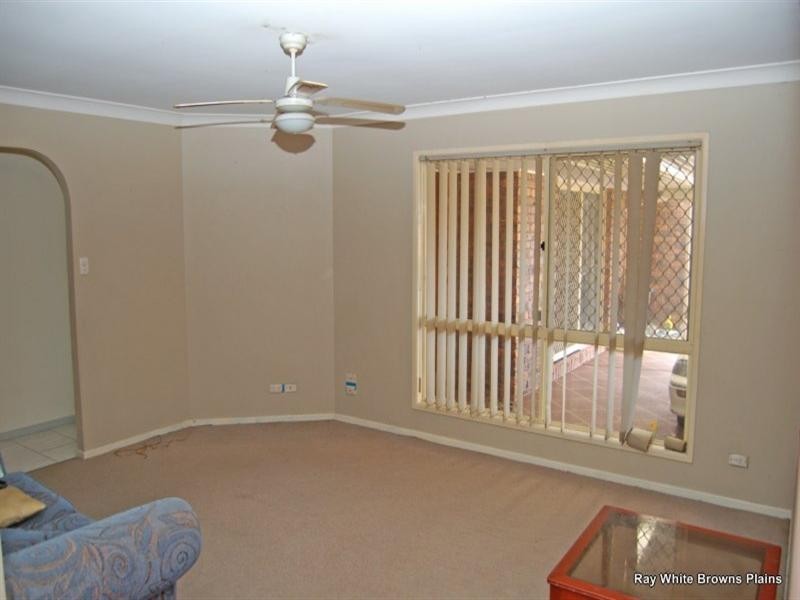 25 Redgum Drive, Regents Park QLD 4118