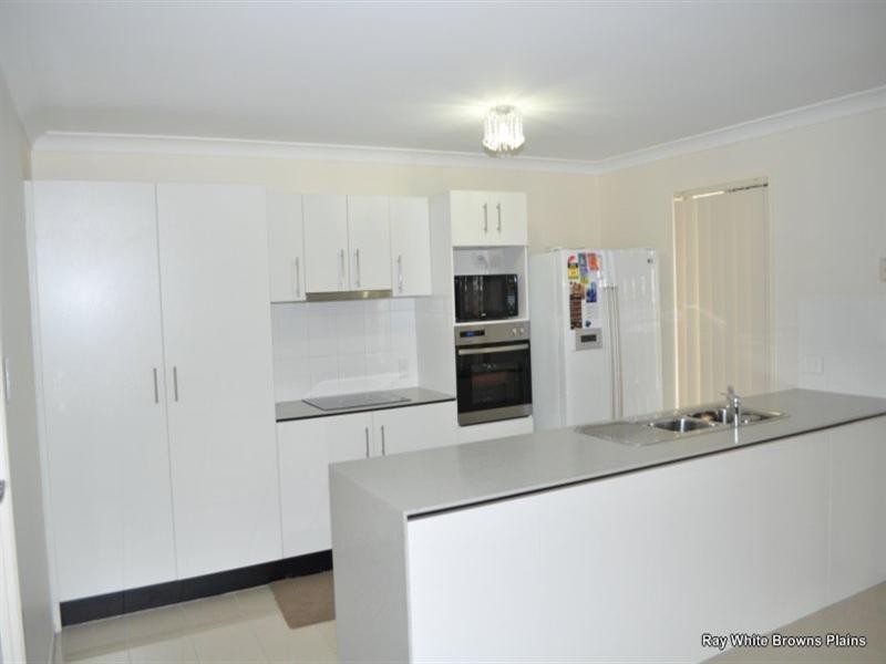 28 Conradi Avenue, Crestmead QLD 4132