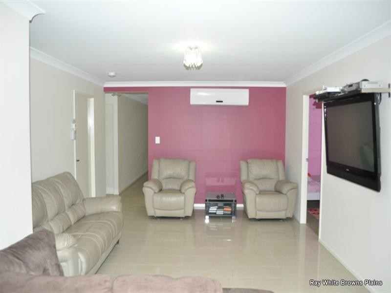 28 Conradi Avenue, Crestmead QLD 4132