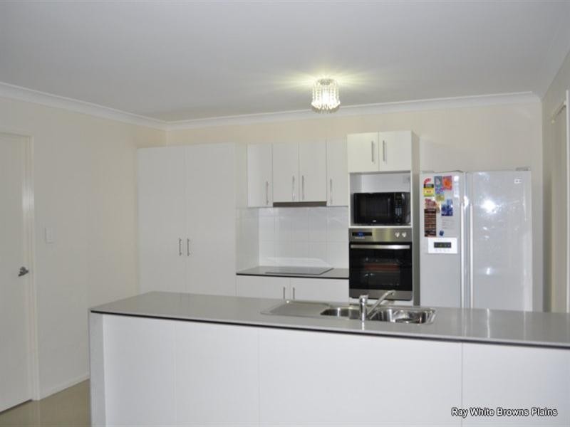 28 Conradi Avenue, Crestmead QLD 4132