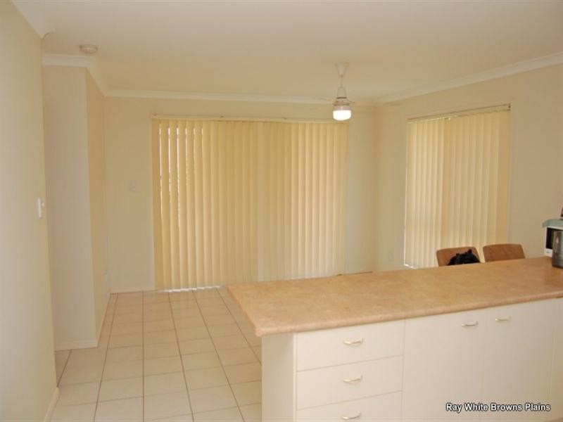 7 Innes Close, Parkinson QLD 4115