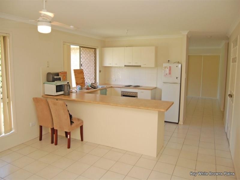 7 Innes Close, Parkinson QLD 4115