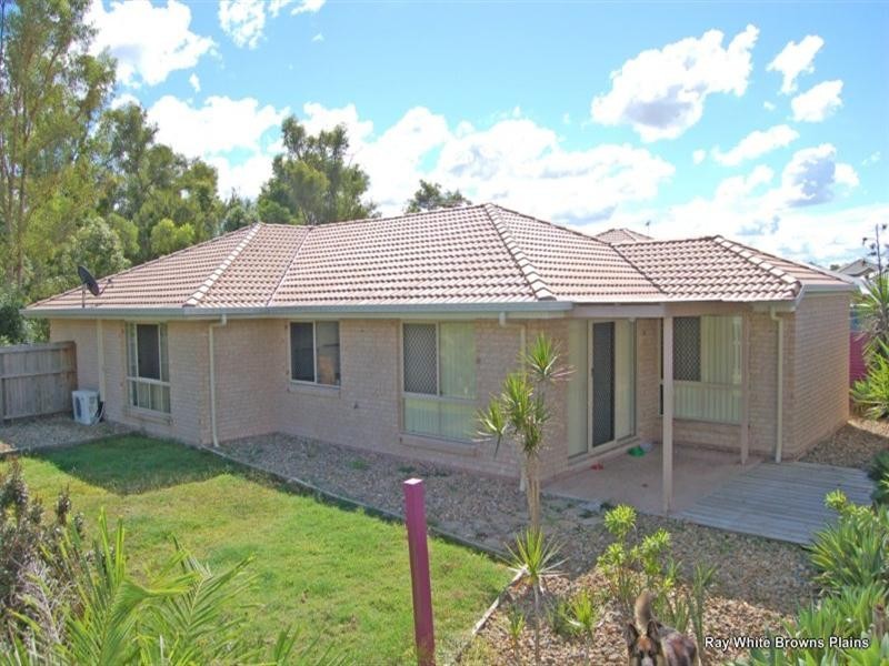 7 Innes Close, Parkinson QLD 4115