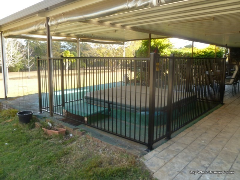 127 Talinga Drive, Park Ridge QLD 4125