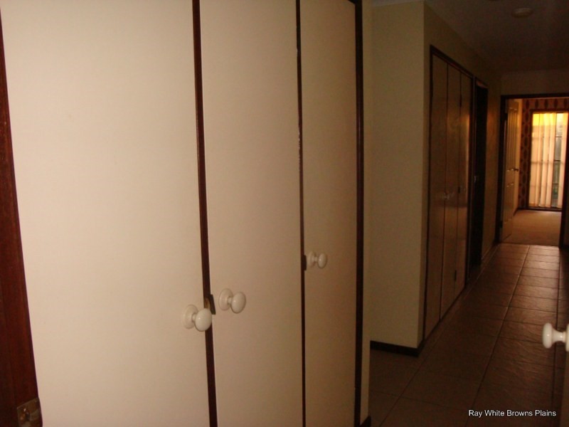 127 Talinga Drive, Park Ridge QLD 4125