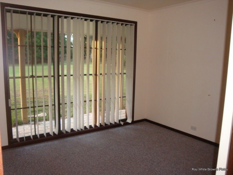 127 Talinga Drive, Park Ridge QLD 4125