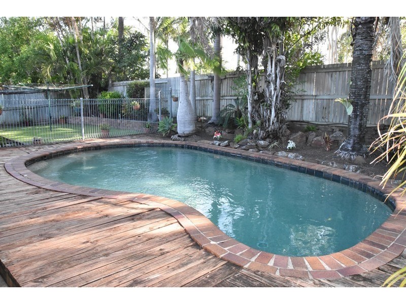 25 Redgum Drive, Regents Park QLD 4118