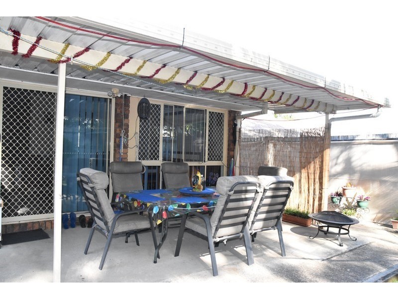 25 Redgum Drive, Regents Park QLD 4118