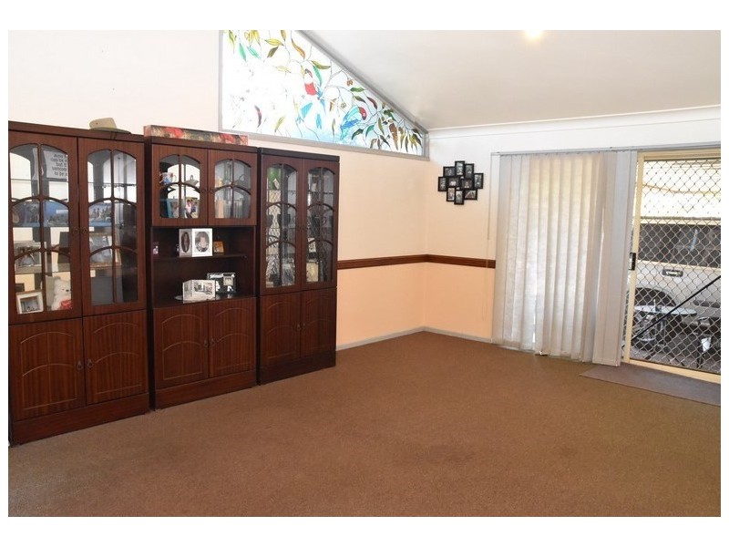 25 Redgum Drive, Regents Park QLD 4118