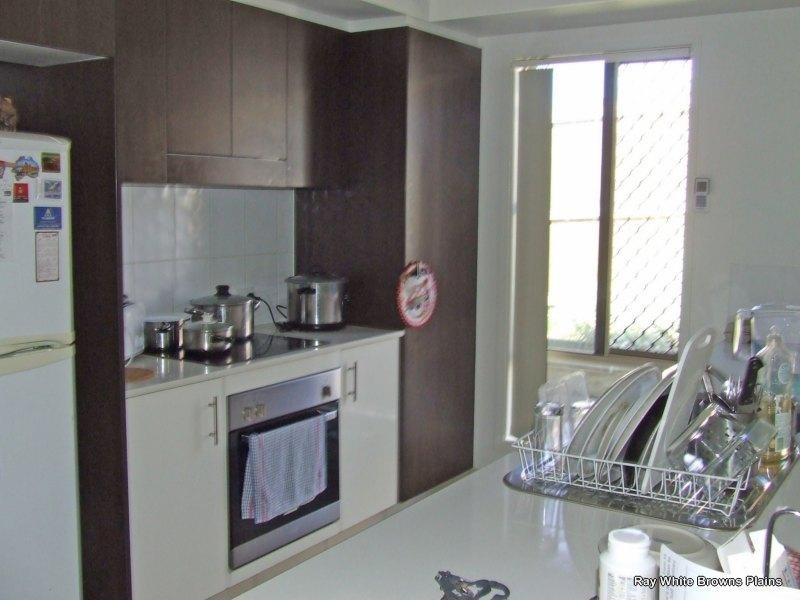 28 Lachlan Lane, Hillcrest QLD 4118