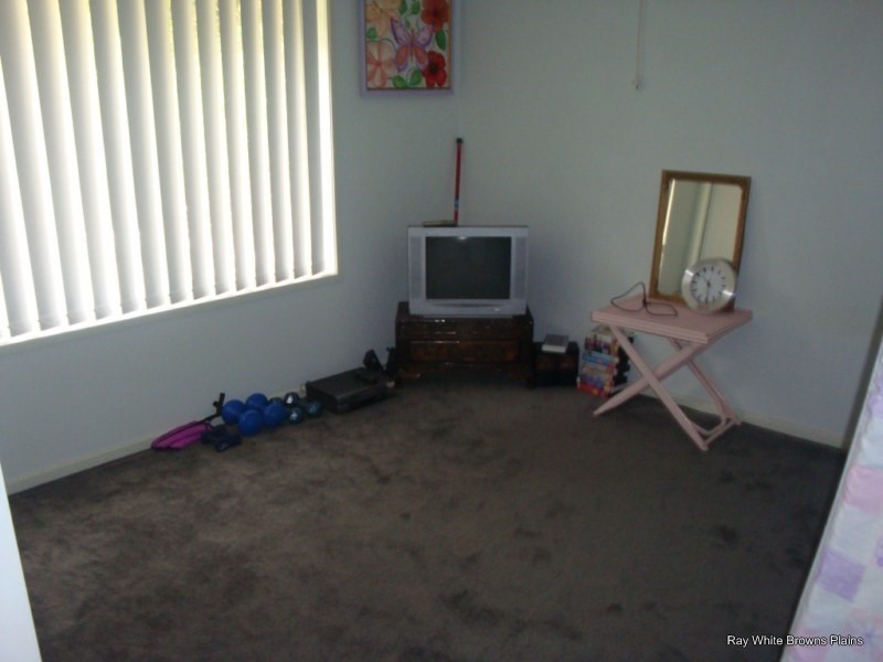 1 Kalbarri Rise, Regents Park QLD 4118