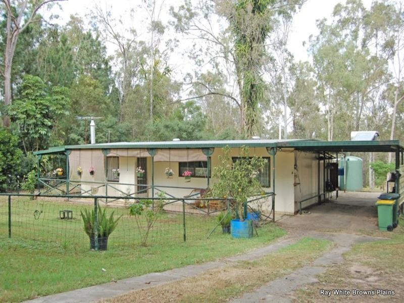 351-353 Clifton Drive, North Maclean QLD 4280