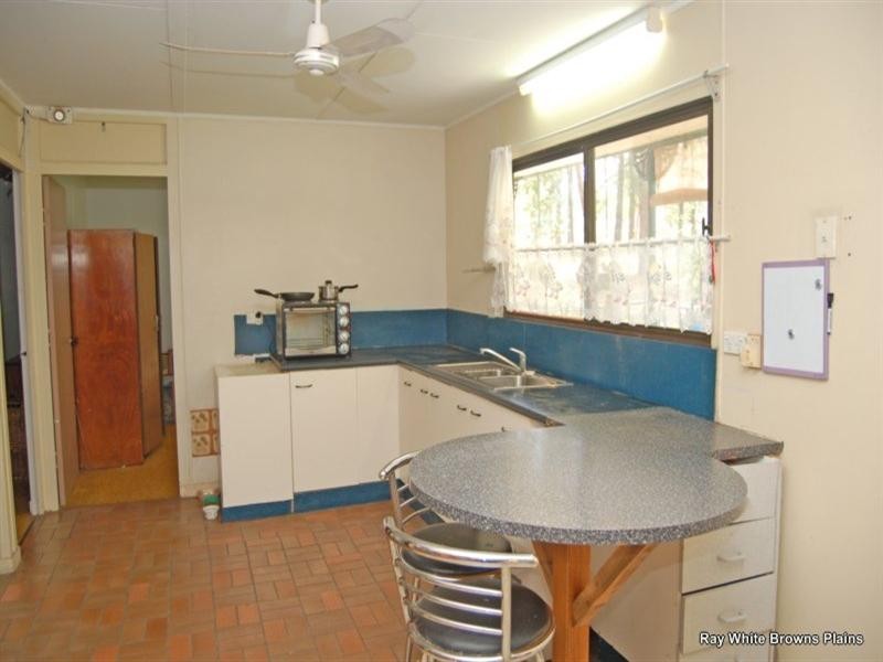 351-353 Clifton Drive, North Maclean QLD 4280