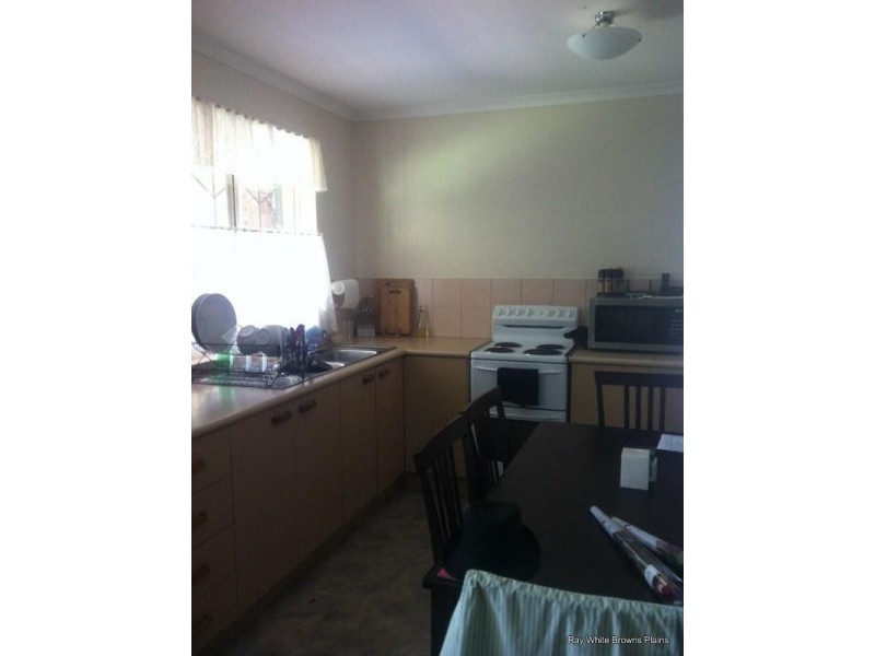 114 Bottlebrush Drive, Regents Park QLD 4118