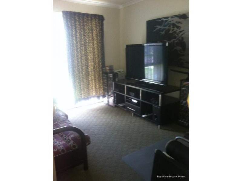 114 Bottlebrush Drive, Regents Park QLD 4118