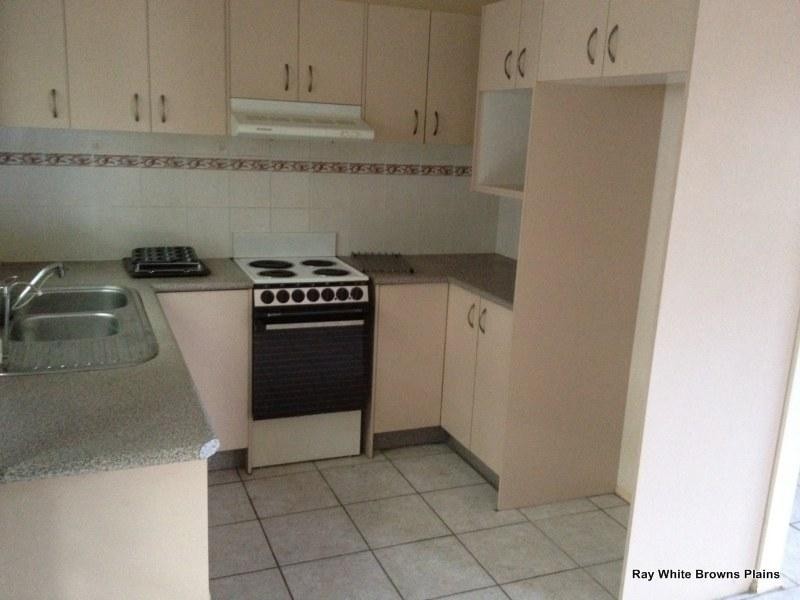 17 Yvonne Drive, Boronia Heights QLD 4124