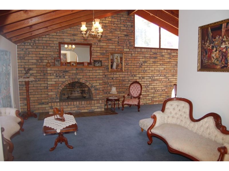 60 Mexicanus Drive, Park Ridge QLD 4125