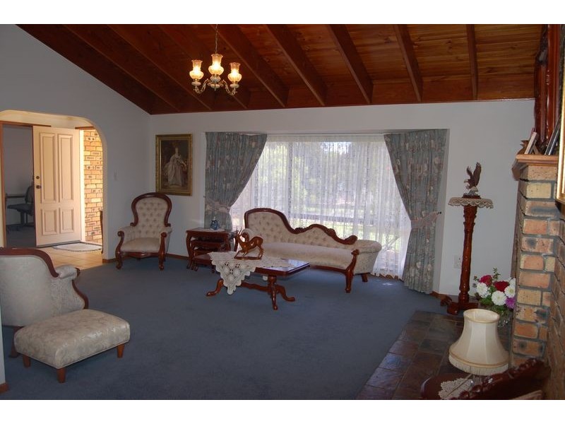 60 Mexicanus Drive, Park Ridge QLD 4125