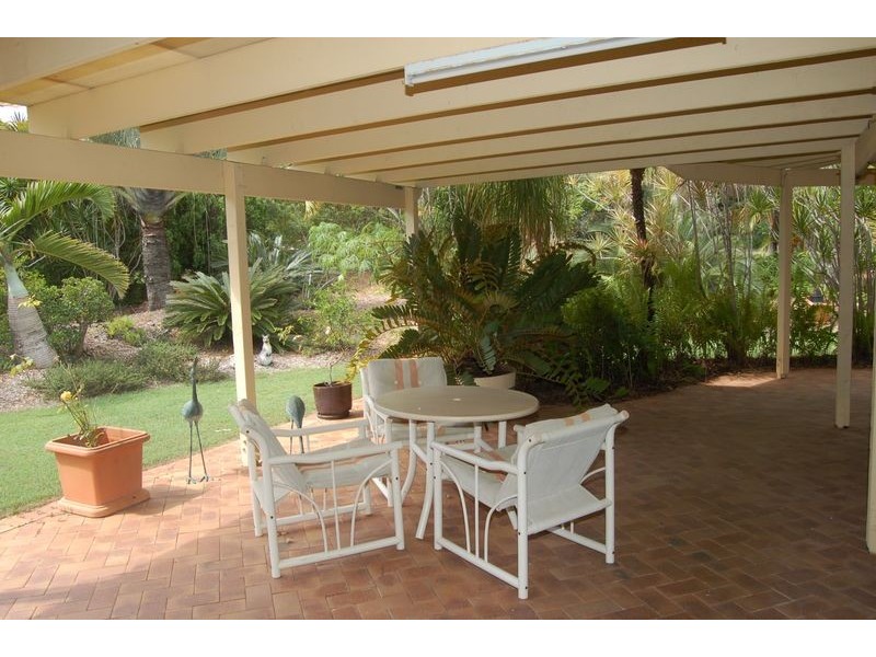 60 Mexicanus Drive, Park Ridge QLD 4125