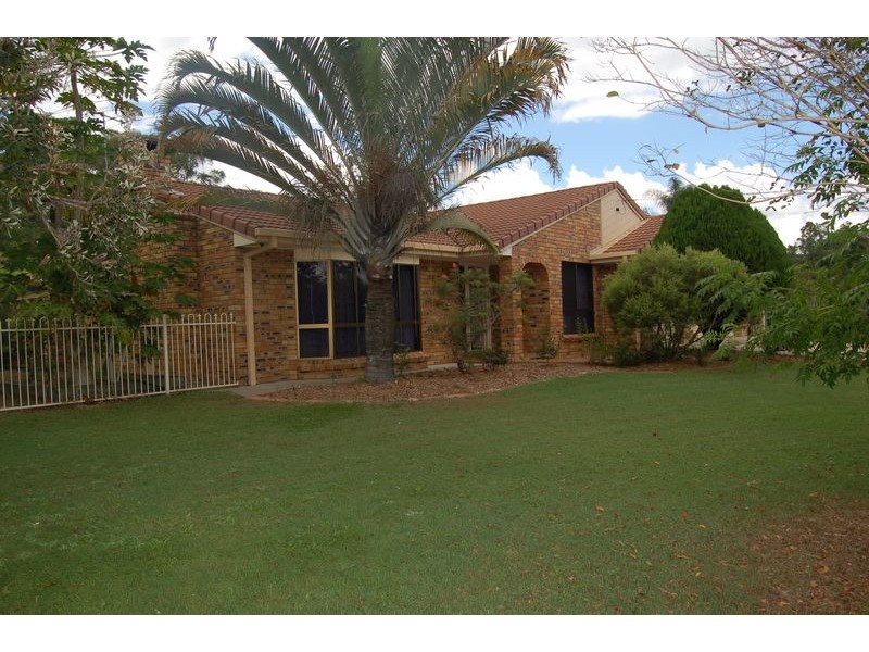 60 Mexicanus Drive, Park Ridge QLD 4125