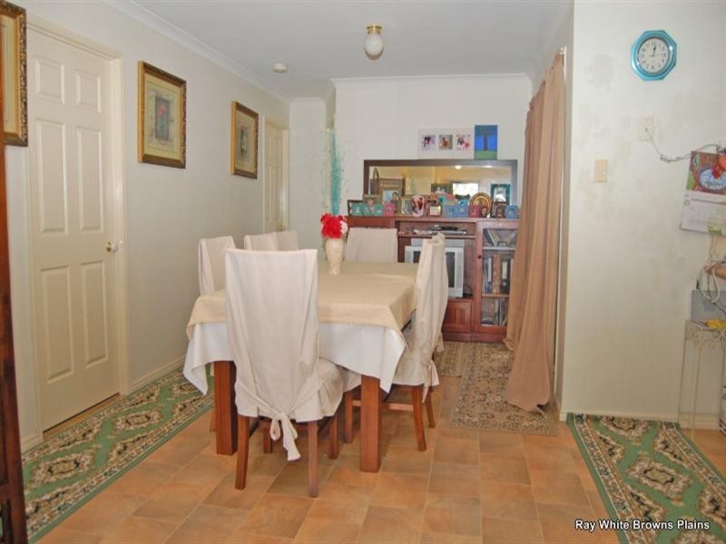 15 Brooke Street, Crestmead QLD 4132