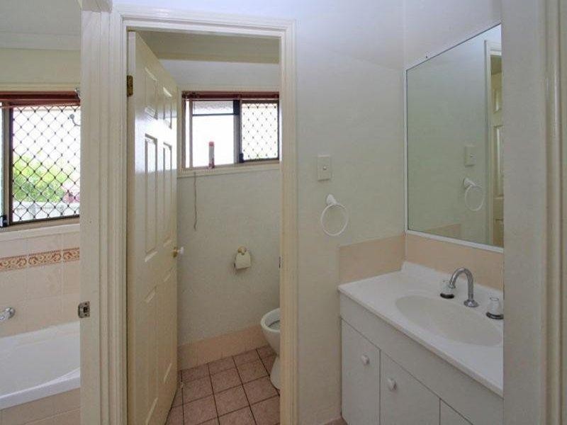 15 Brooke Street, Crestmead QLD 4132