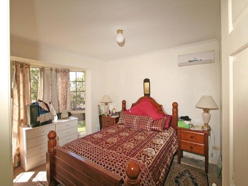 15 Brooke Street, Crestmead QLD 4132